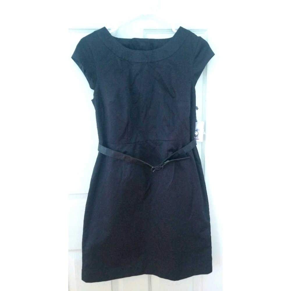 Black work dress with keyhole back